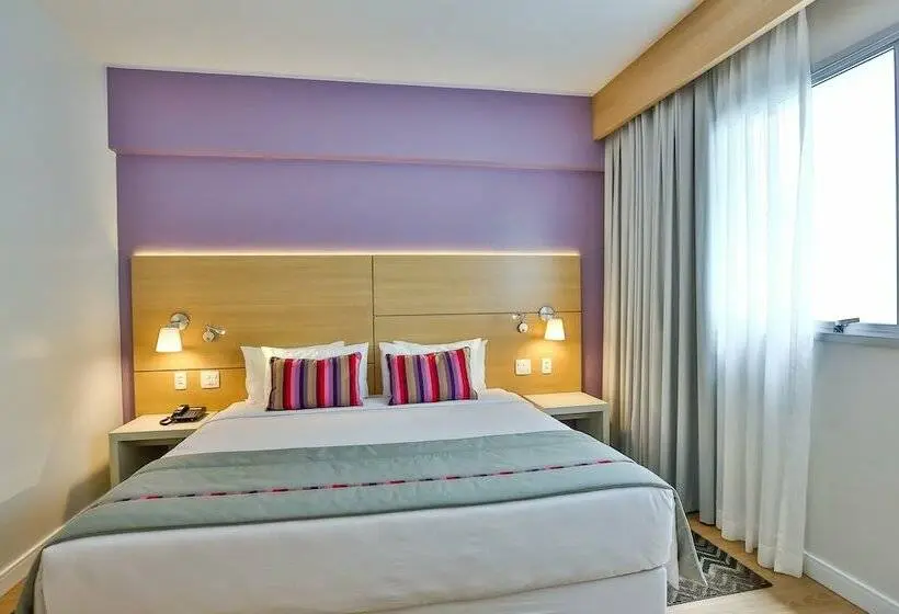 キングサイズベッドのスーペリアルーム, Park Inn By Radisson Santos