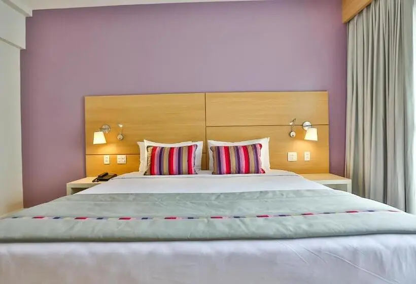 キングサイズベッドのデラックスルーム, Park Inn By Radisson Santos