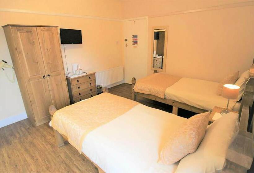 标准间, The Grand