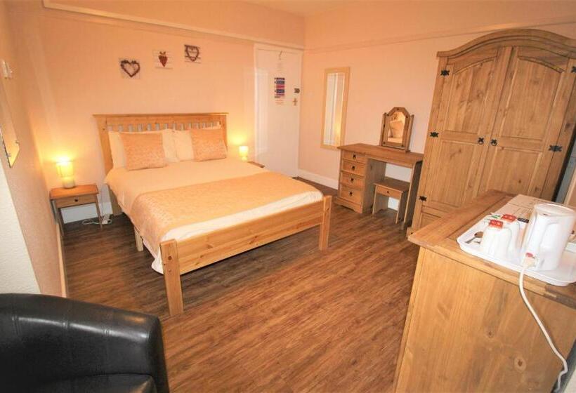 标准间, The Grand