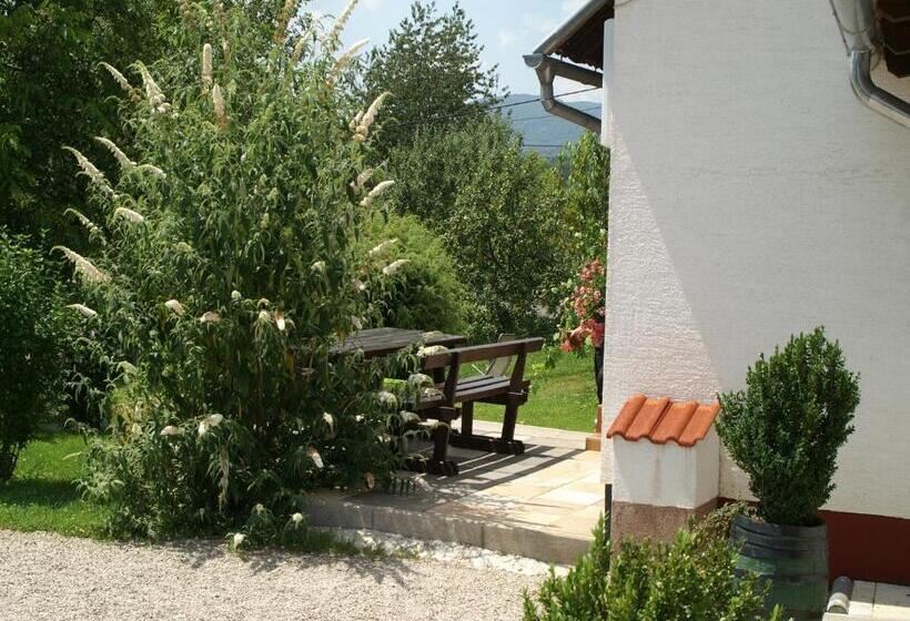 1间卧室的房子, Bed & Breakfast Helena