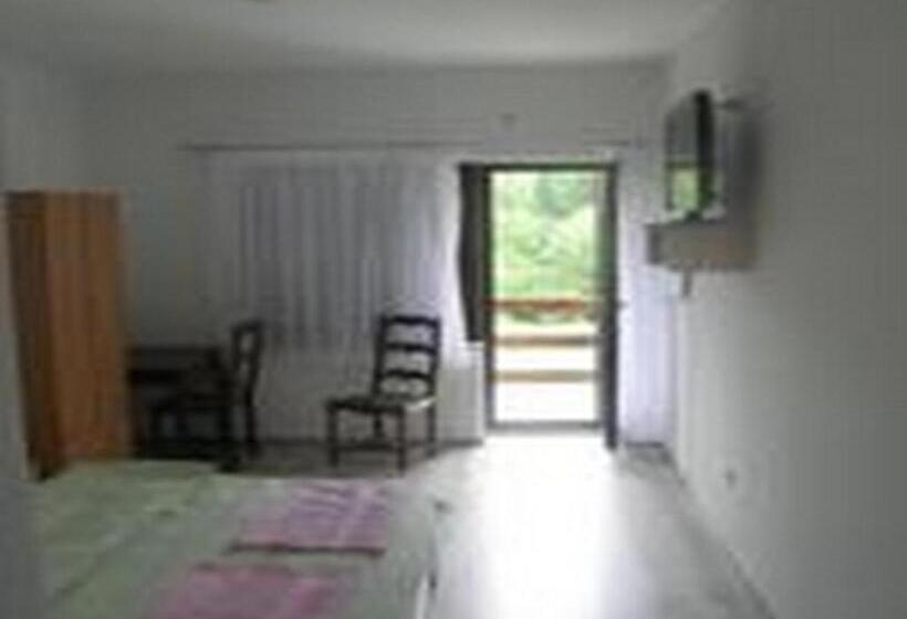 带露台的标准房间, Bed & Breakfast Helena