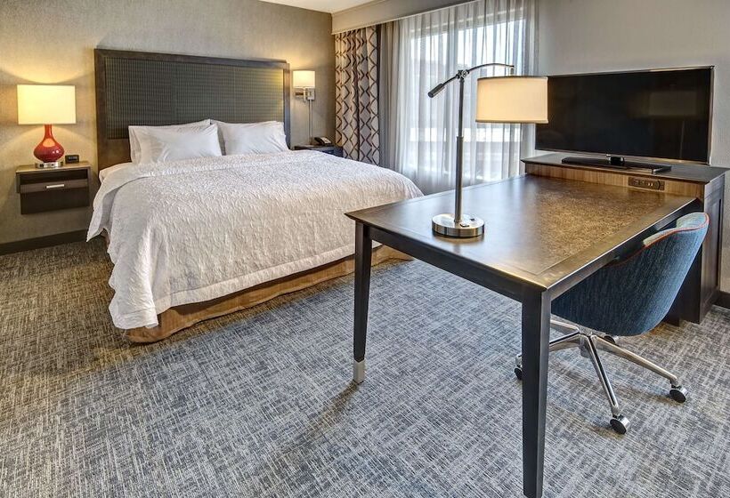 Номер Стандарт Кровать Кинг Адаптированный для Инвалидов, Hampton Inn & Suites Franklin Berry Farms