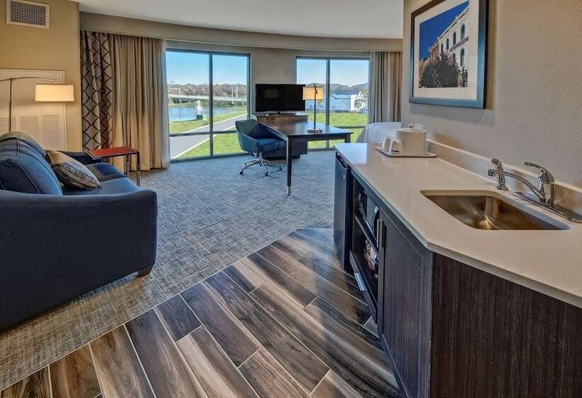 Номер Стандарт Кровать Кинг Адаптированный для Инвалидов, Hampton Inn & Suites Franklin Berry Farms