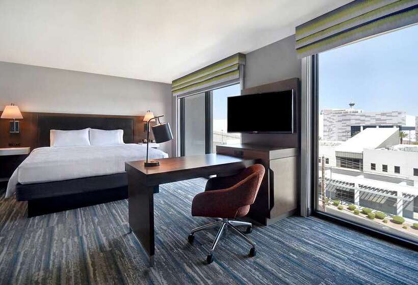 Стандартный Номер Кровать Кинг, Hampton Inn & Suites Franklin Berry Farms