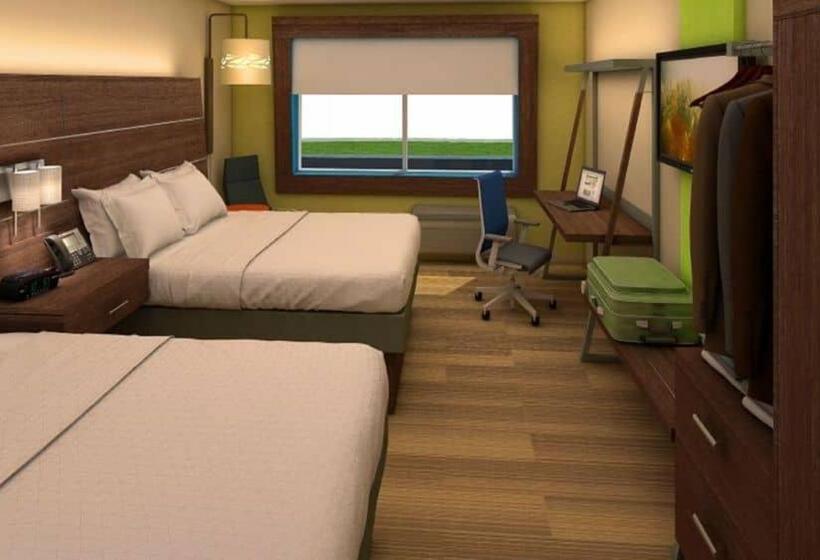 חדר סטנדרט מותאם לאדם עם מוגבלויות, Holiday Inn Express & Suites   Pittsburgh   Monroeville, An Ihg