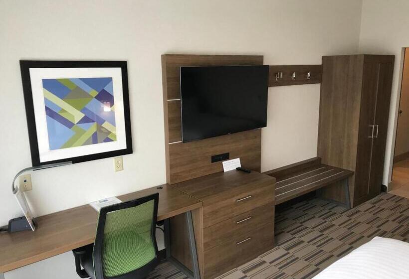 חדר סטנדרט מותאם לאדם עם מוגבלויות, Holiday Inn Express & Suites   Pittsburgh   Monroeville, An Ihg