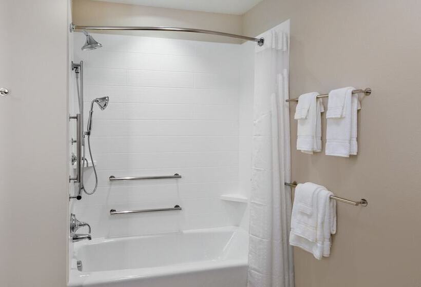 Люкс Адаптированный для Инвалидов, Holiday Inn Express & Suites   Prosser   Yakima Valley Wine, An Ihg