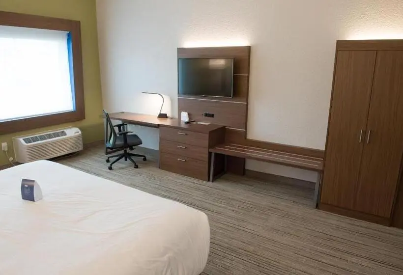 身障者適用キングサイズベッドルーム, Holiday Inn Express & Suites   Mishawaka   South Bend, An Ihg