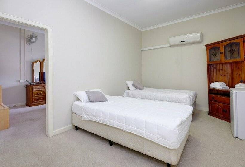 חדר משפחתי, Lakes And Ocean Hotel Forster