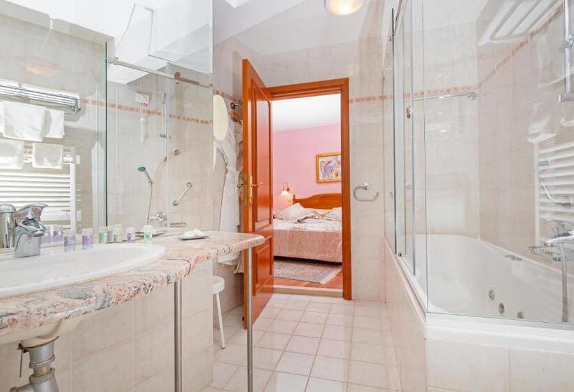 شقة غرفة واحدة, Ostrea