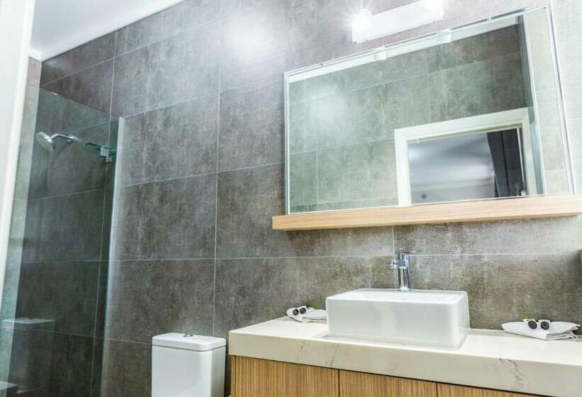 חדר סטנדרט נוף לאגם, Lakes And Ocean Hotel Forster