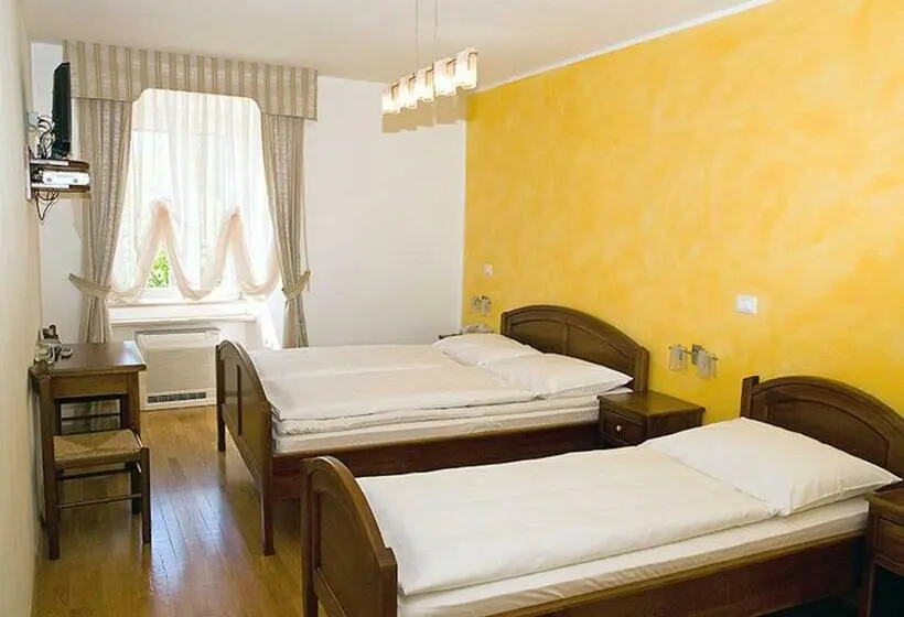 スタンダードトリプルルーム, Bed&breakfast Kvarner