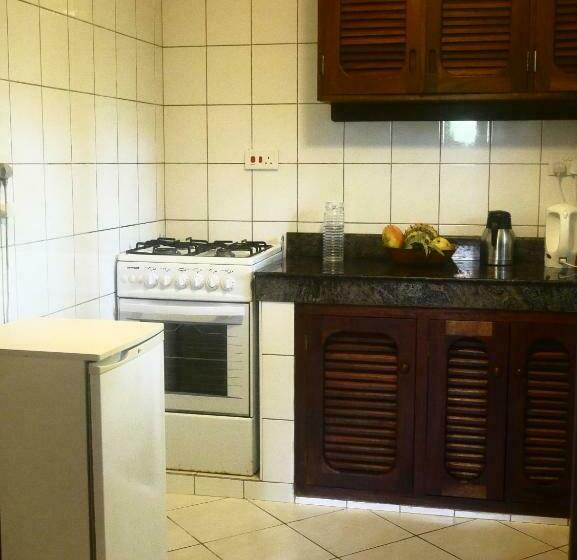 خانه 2 خوابه, Diani Cottages