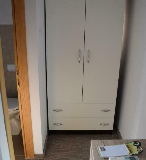 اتاق استاندارد با چشم‌انداز باغ, London Rooms Zagreb Airport