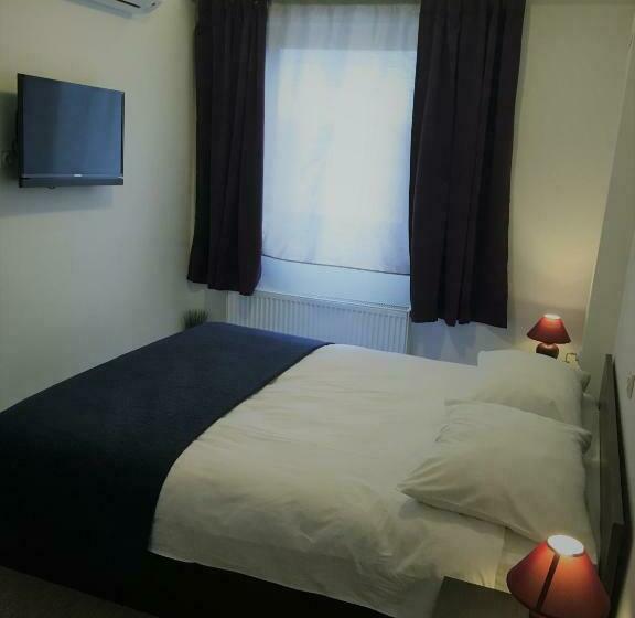 Номер Стандарт Вид на Сад, London Rooms Zagreb Airport