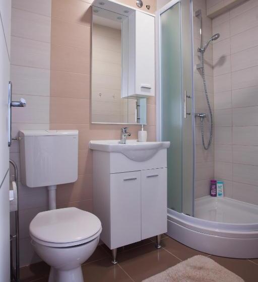 Семейный Номер, London Rooms Zagreb Airport