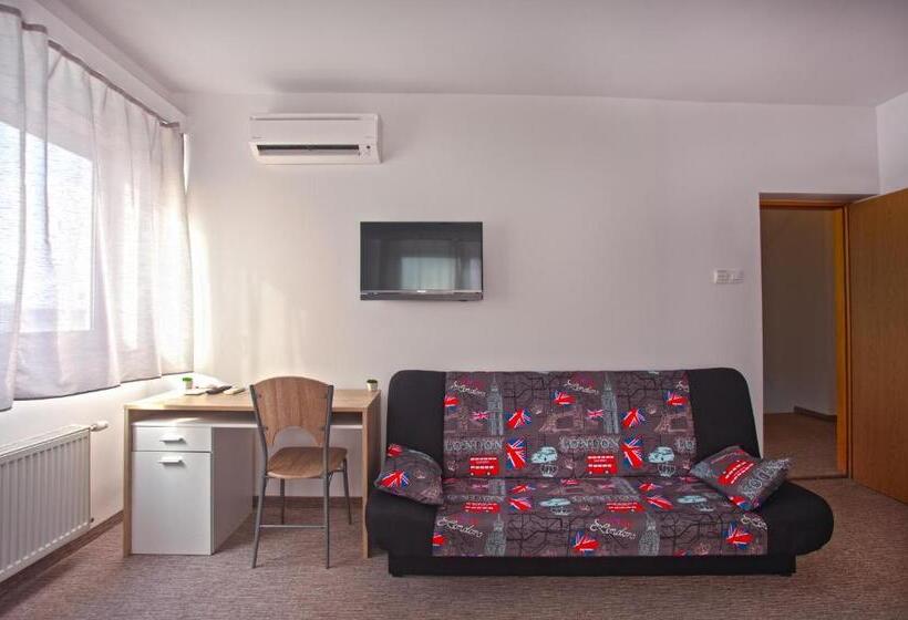 اتاق خانوادگی, London Rooms Zagreb Airport