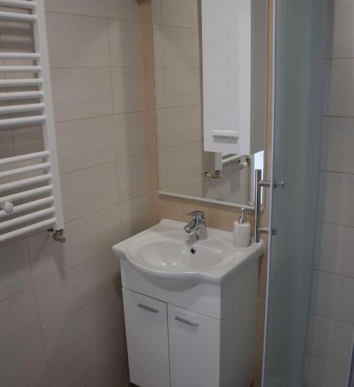 Номер Superior Вид на Сад, London Rooms Zagreb Airport