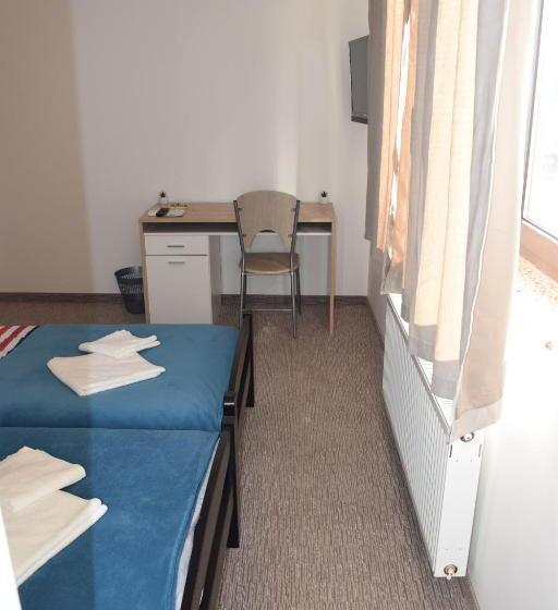 Номер Superior Вид на Сад, London Rooms Zagreb Airport