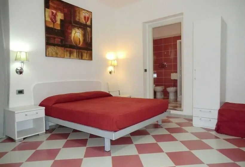 Standard Neljän Hengen Huone Puutarhanäkymä, B&b Mediterraneo Mare E Sole