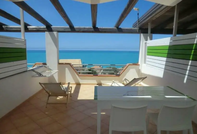Deluxe-huone Merinäkymä, B&b Mediterraneo Mare E Sole