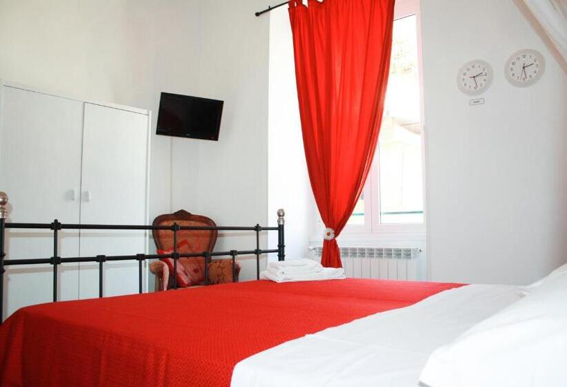 חדר סטנדרט, Salotto Piramide