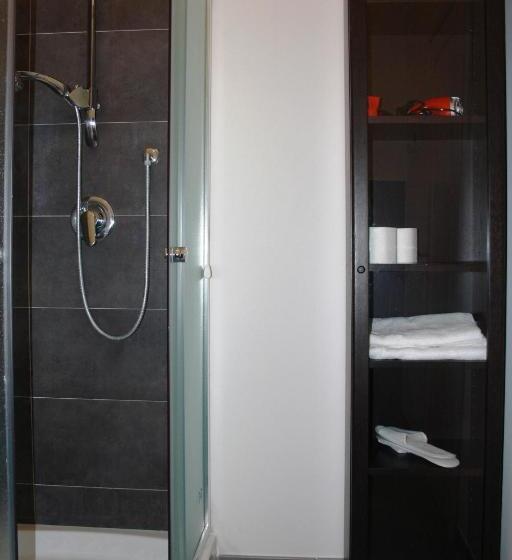 חדר פרמיום לארבעה, Salotto Piramide