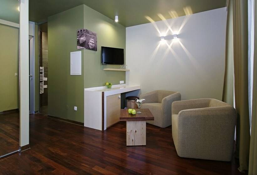 اتاق سوپریور با بالکن, Boutique Hotel Bol