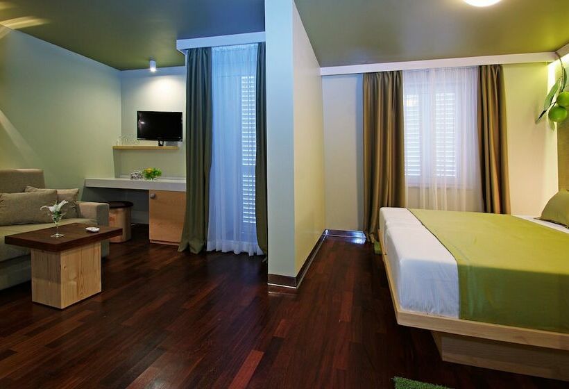 اتاق سوپریور با بالکن, Boutique Hotel Bol