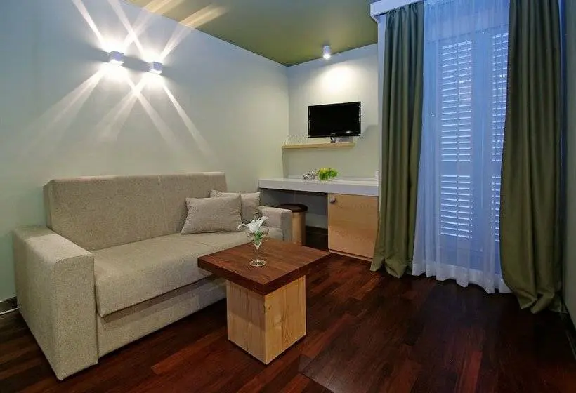 اتاق سوپریور با بالکن, Boutique Hotel Bol