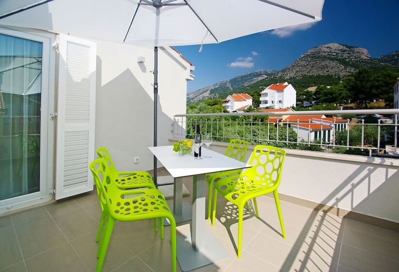 اتاق لوکس خانوادگی, Boutique Hotel Bol