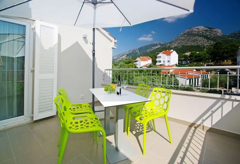 اتاق لوکس خانوادگی, Boutique Hotel Bol