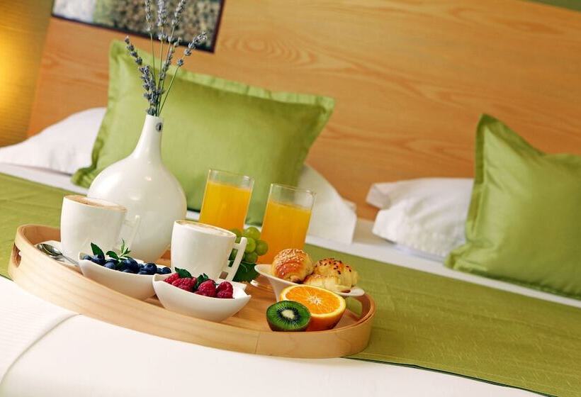 اتاق لوکس خانوادگی, Boutique Hotel Bol