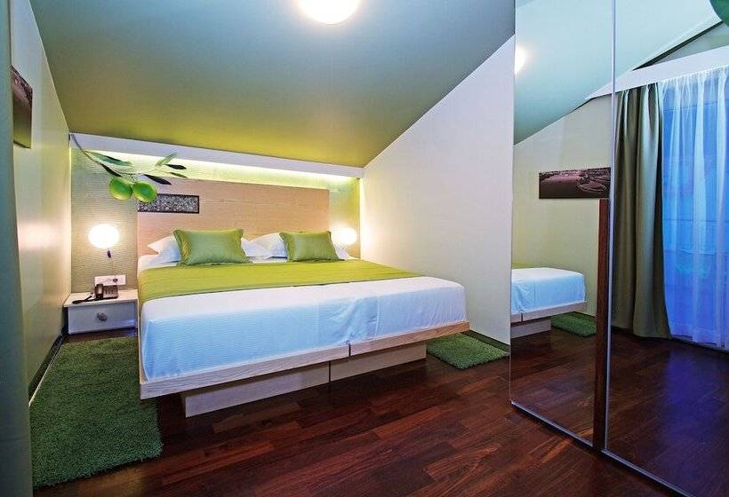 اتاق لوکس خانوادگی, Boutique Hotel Bol