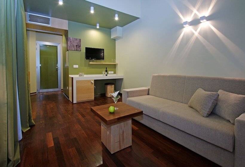 اتاق لوکس خانوادگی, Boutique Hotel Bol