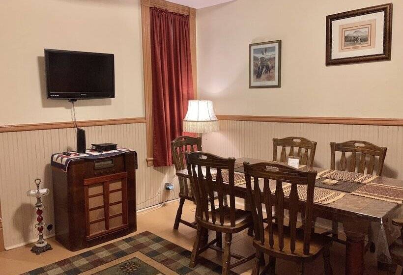 Люкс Семейный 2 Спальни, Historic Downtown Capitol Hotel Vacation Suites