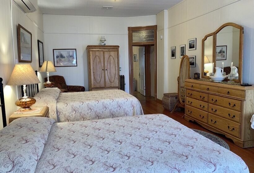 Люкс Семейный 2 Спальни, Historic Downtown Capitol Hotel Vacation Suites