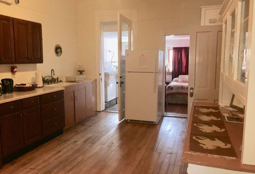 Люкс Семейный 2 Спальни, Historic Downtown Capitol Hotel Vacation Suites