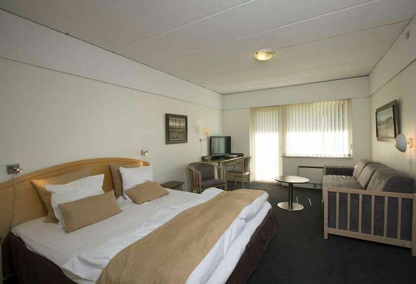 家庭间, Gram Slotskro