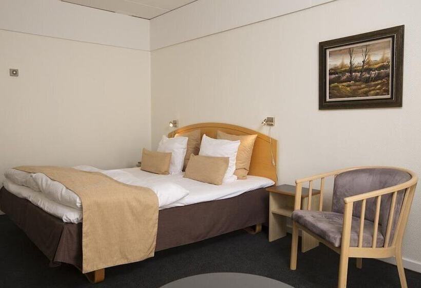 标准间, Gram Slotskro