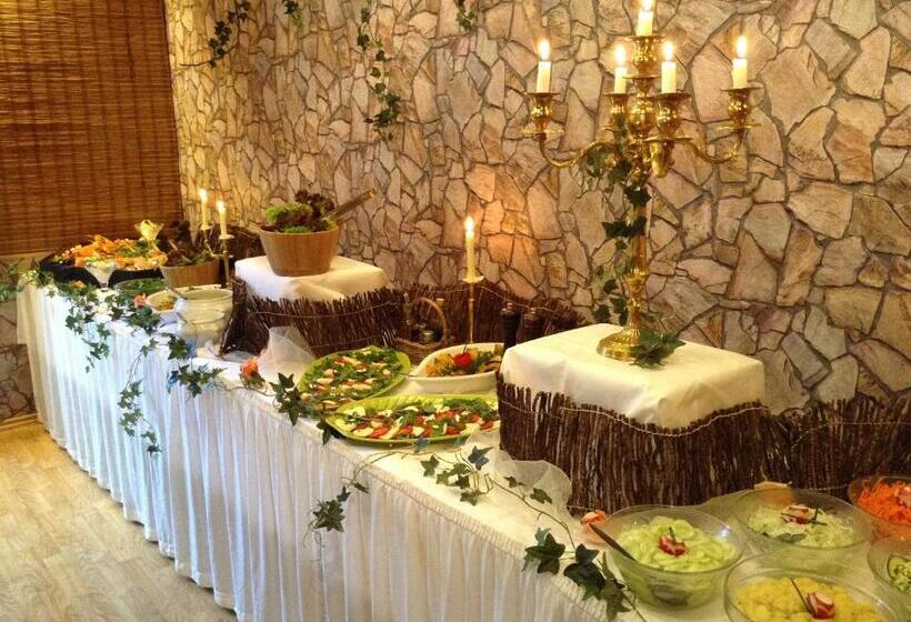 ベーシックルーム, Almrefugio