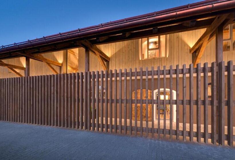 １ベッドルームアパートメント, Almrefugio