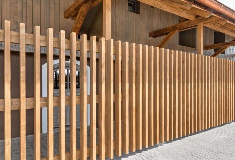 １ベッドルームアパートメント, Almrefugio