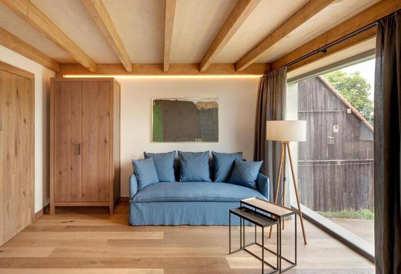 スタンダードルーム, Almrefugio