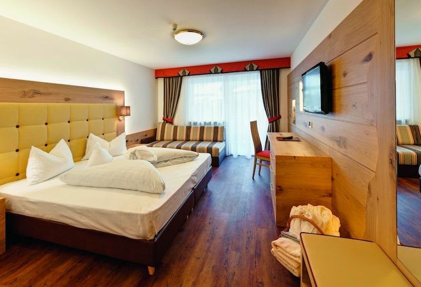 اتاق استاندارد با بالکن, Freina Mountain Lifestyle