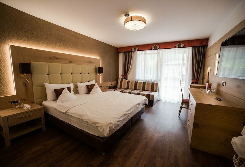 اتاق استاندارد با بالکن, Freina Mountain Lifestyle