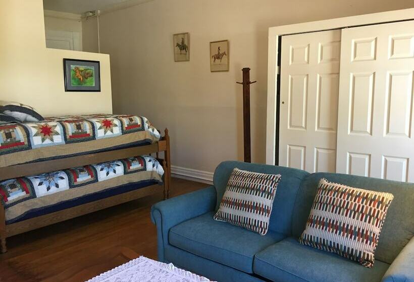 Апартаменты Классик 1 Спальня, Historic Downtown Capitol Hotel Vacation Suites