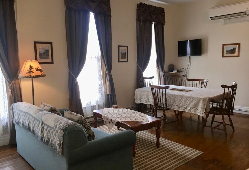 Апартаменты Классик 1 Спальня, Historic Downtown Capitol Hotel Vacation Suites