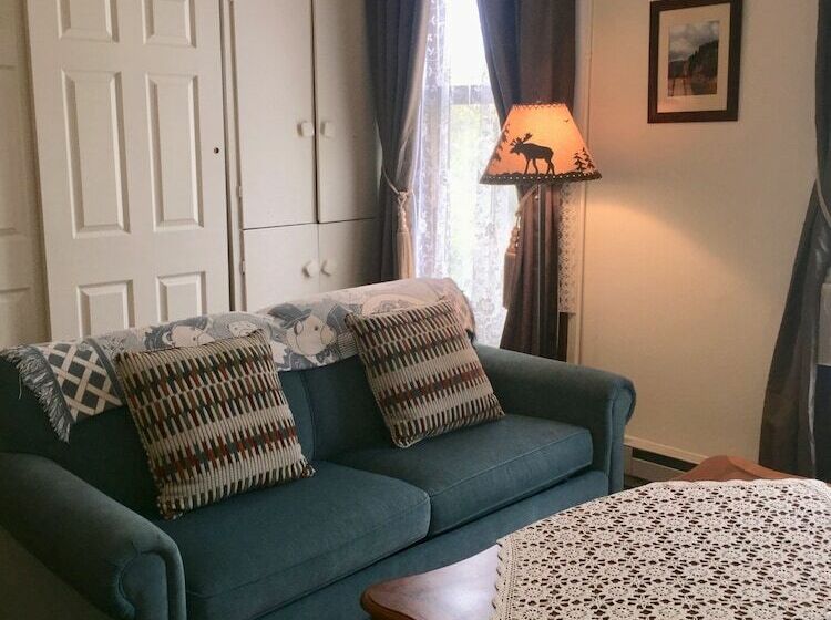 Апартаменты Классик 1 Спальня, Historic Downtown Capitol Hotel Vacation Suites